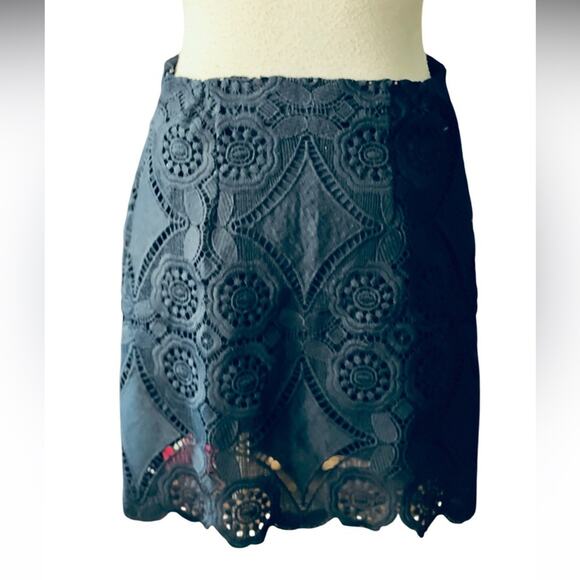 ABERCROMBIE & FITCH Navy Lace Mini Skirt Size 6 - Picture 8 of 8